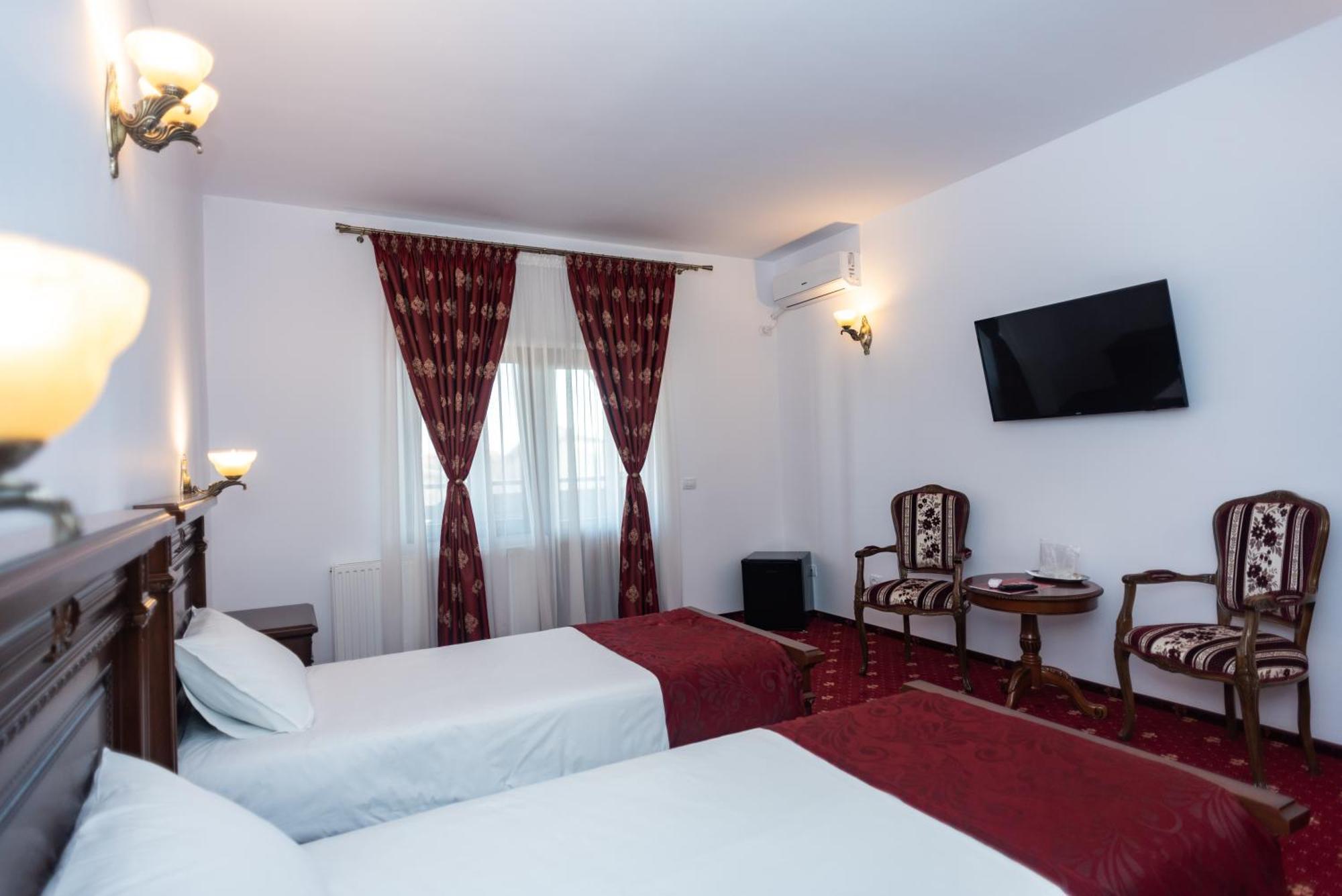 Tango Margo Otel Valea Lupului  Dış mekan fotoğraf