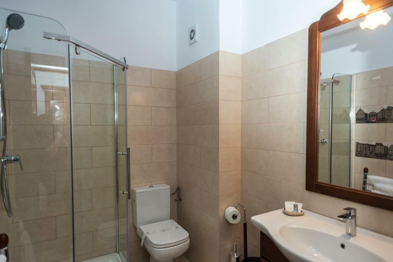 Tango Margo Otel Valea Lupului  Dış mekan fotoğraf